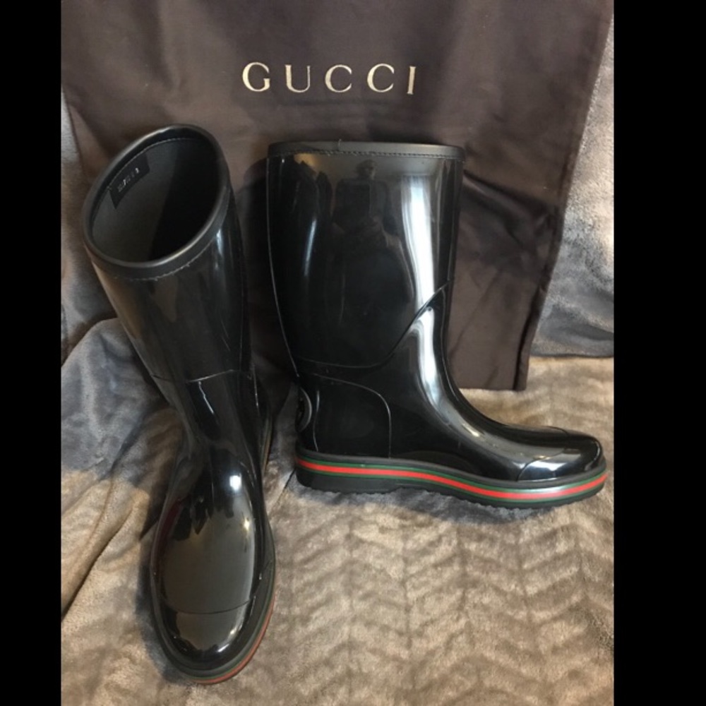Authentic GUCCI rain boots MENS SIZE 8